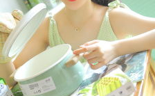 穿成小说里的降智女配,降智女配的逆袭之路